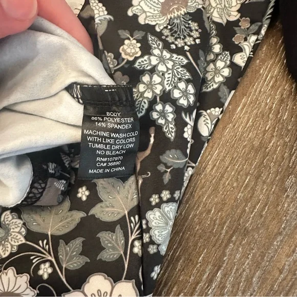 Kerrits Black and Gray Floral Long Sleeve Top - Picture 14 of 14